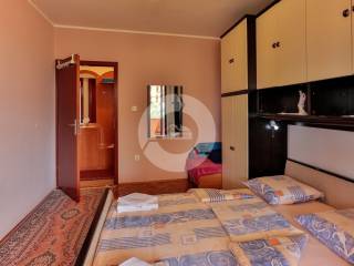 House with apartments, Sale, Pula, Pula