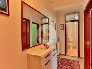 House with apartments, Sale, Pula, Pula