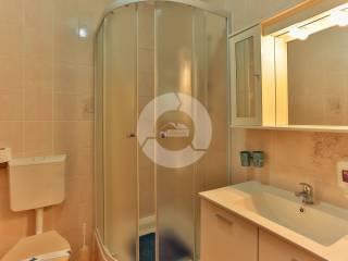 House with apartments, Sale, Pula, Pula
