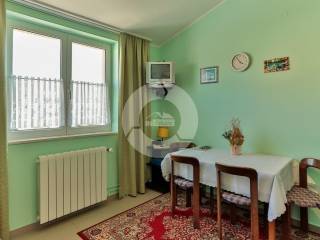 House with apartments, Sale, Pula, Pula