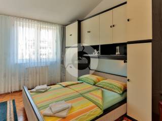House with apartments, Sale, Pula, Pula