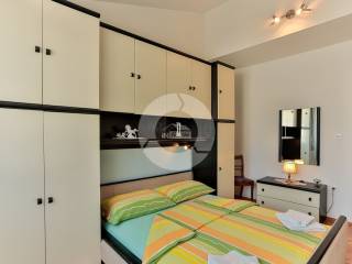 House with apartments, Sale, Pula, Pula