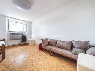 Flat in older building, Sale, Zagreb, Donji Grad