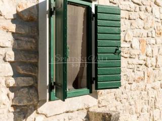 Prodaja, Šolta,Stomorska