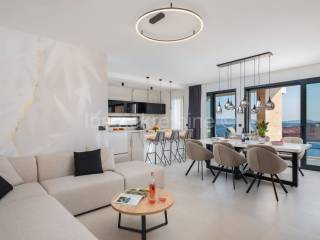 Luxury villa, Sale, Okrug, Okrug Gornji