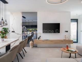 Luxury villa, Sale, Okrug, Okrug Gornji