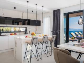 Luxury villa, Sale, Okrug, Okrug Gornji