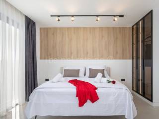 Luxury villa, Sale, Okrug, Okrug Gornji
