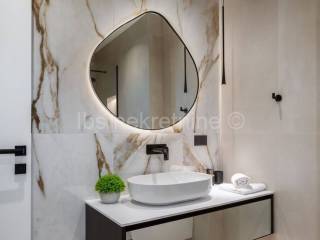 Luxury villa, Sale, Okrug, Okrug Gornji