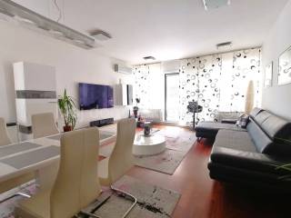 Flat in a building, Sale, Zagreb, Maksimir