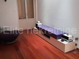 Stan u zgradi, Prodaja, Opatija, Opatija