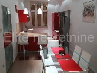 Stan u zgradi, Prodaja, Opatija, Opatija