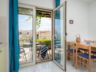 House with apartments, Sale, Bol, Bol