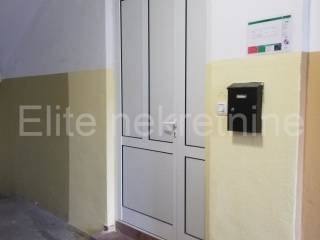 Flat in older building, Sale, Rijeka, Centar