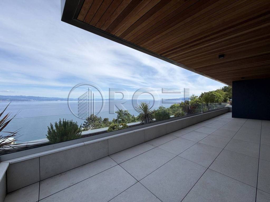 Opatija, Opatija