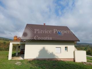 Family house, Sale, Rakovica, Rakovica