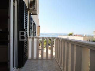 Residential-commercial property, Sale, Omiš, Mimice