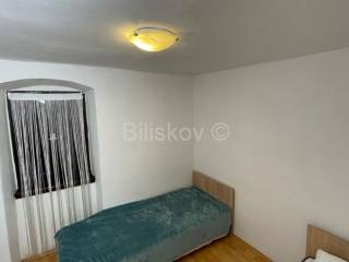 Flat in a house, Rent, Split, Split