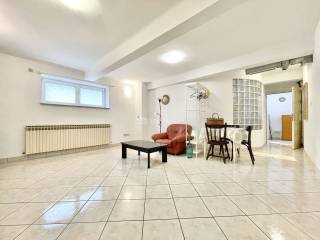 Flat in a building, Sale, Zagreb, Donji Grad