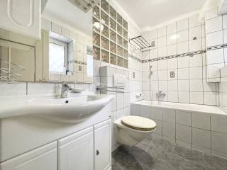 Flat in a building, Sale, Zagreb, Donji Grad
