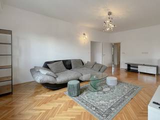 Flat in a building, Sale, Zagreb, Maksimir