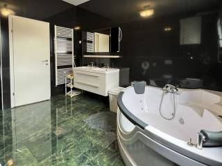 Flat in a building, Sale, Zagreb, Maksimir