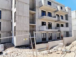 Flat in a new building, Sale, Okrug, Okrug Gornji