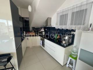 Apartment by the sea, Sale, Okrug, Okrug Gornji