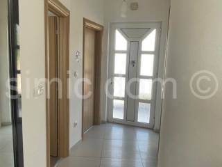 Apartment by the sea, Sale, Okrug, Okrug Gornji