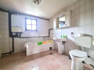Flat in a house, Sale, Zagreb, Donja Dubrava