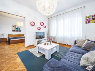 Flat in a building, Rent, Zagreb, Donji Grad