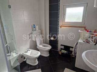 Apartment by the sea, Sale, Okrug, Okrug Gornji