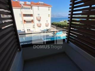 Flat in a new building, Sale, Split - Okolica, Slatine
