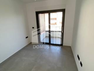 Flat in a new building, Sale, Split - Okolica, Slatine