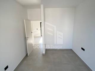 Flat in a new building, Sale, Split - Okolica, Slatine