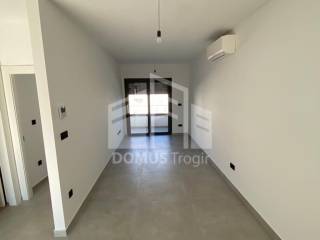 Flat in a new building, Sale, Split - Okolica, Slatine