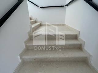 Flat in a new building, Sale, Split - Okolica, Slatine