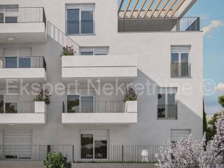 Flat in a new building, Sale, Okrug, Okrug Gornji