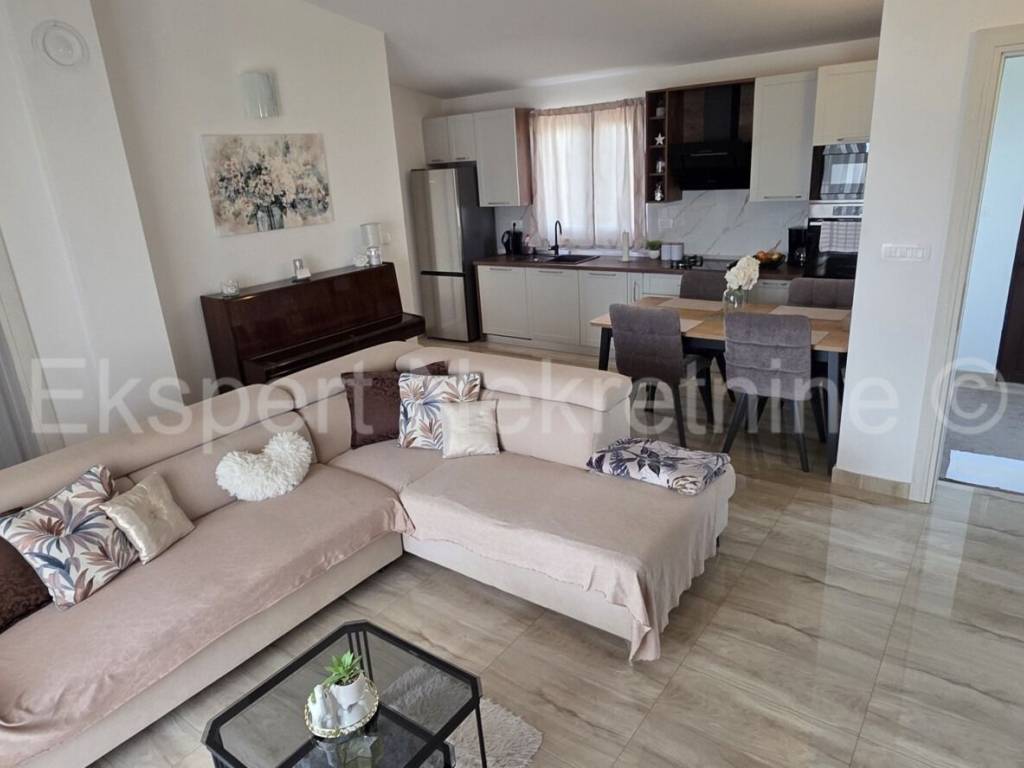 Trogir - Okolica, Divulje