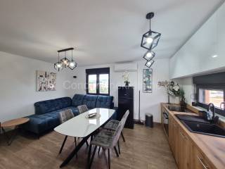 House with apartments, Sale, Vrsi, Vrsi
