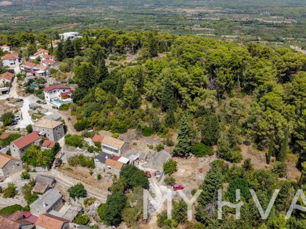Stari grad, Dol