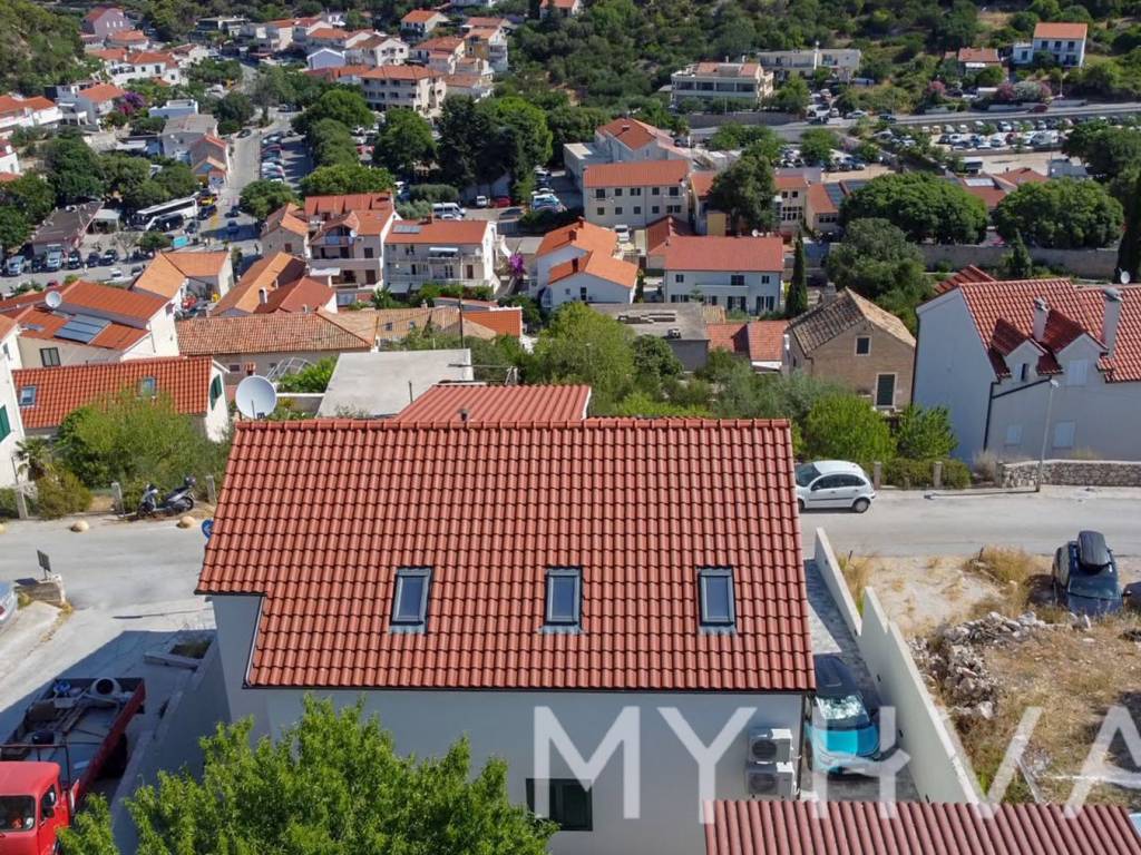 Hvar, Hvar