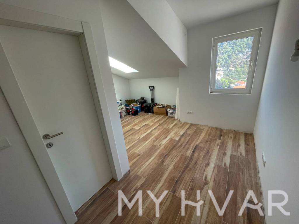 Hvar, Hvar