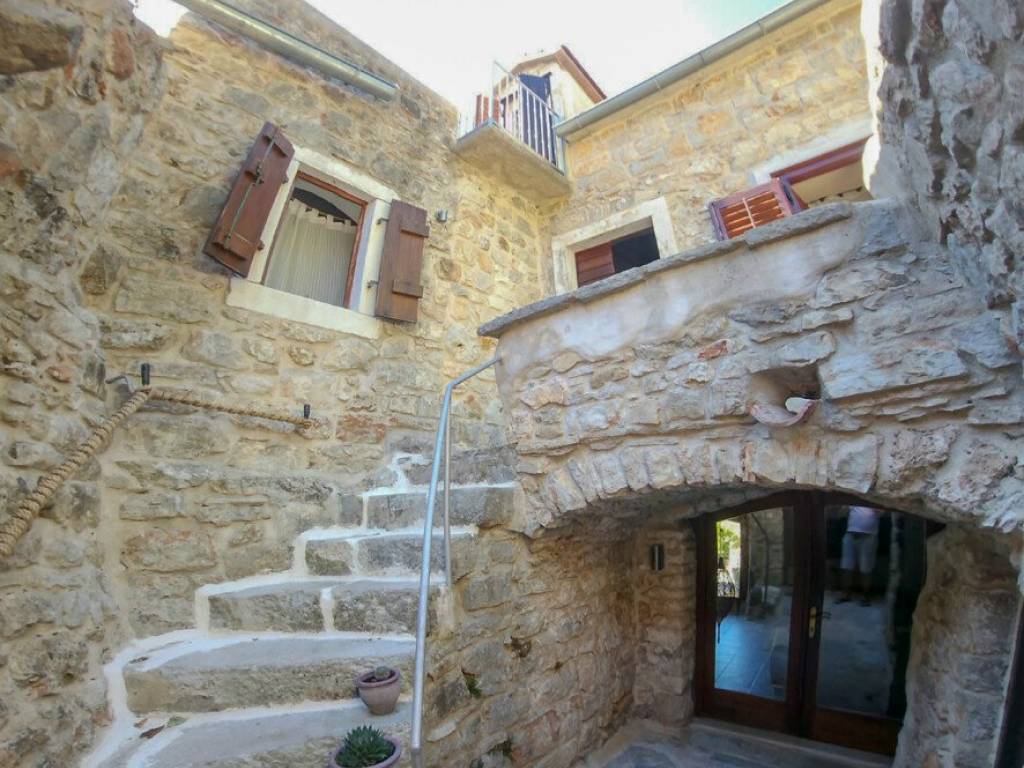 Stari grad, Vrbanj