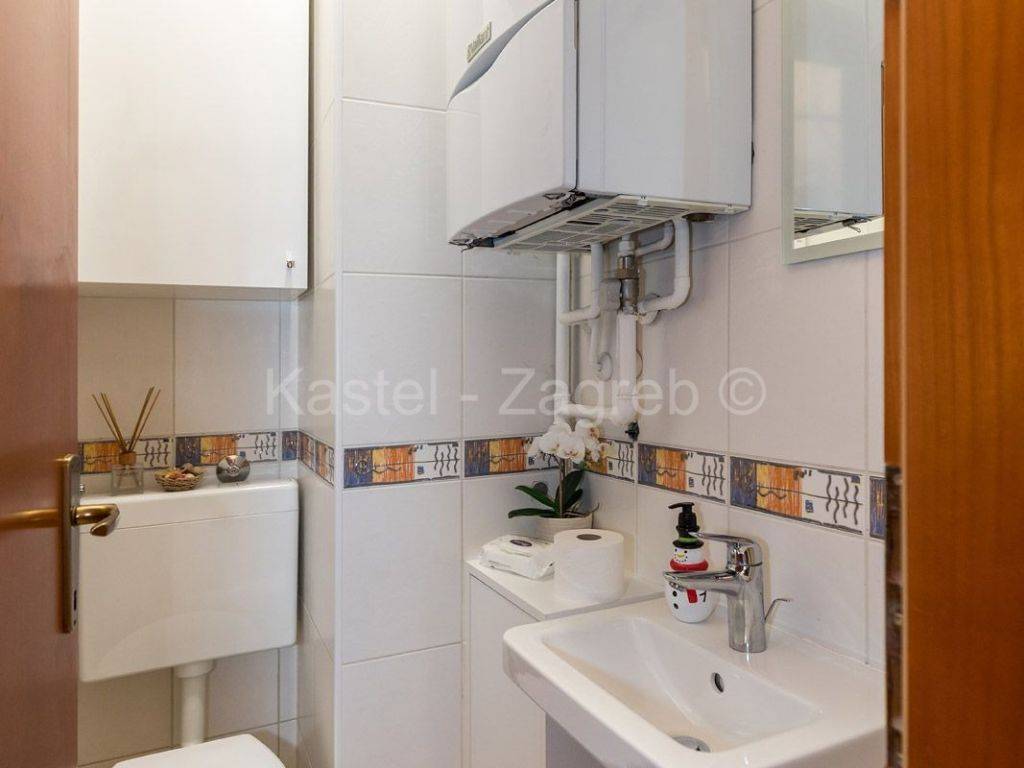 Stan u zgradi, Prodaja, Zagreb, Donja Dubrava