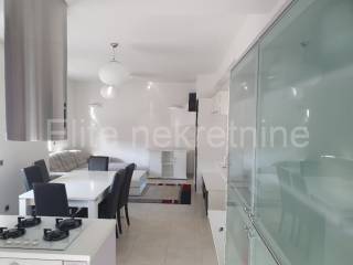 Flat in a building, Sale, Rijeka, Sjever