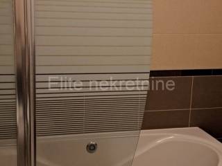 Stan u zgradi, Najam, Kastav, Cikovici