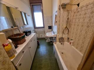 Flat in a building, Sale, Rijeka, Zapad