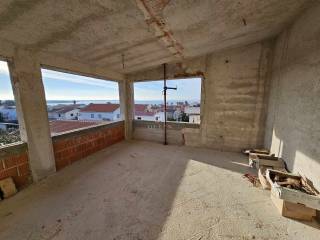 Residential-commercial property, Sale, Vir, Vir
