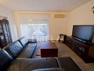 House with apartments, Sale, Pula, Pula